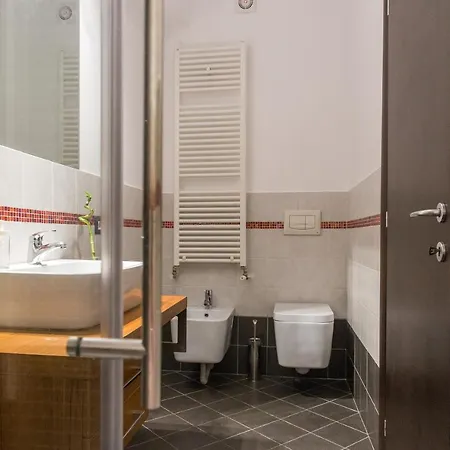 One Metropolitan * Бухарест