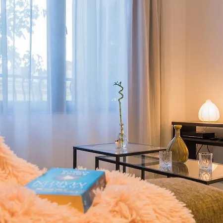 One Metropolitan * Бухарест